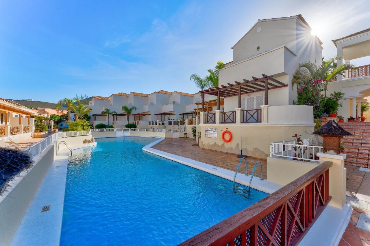 Chalet Playa De Las Americas Arona  Exteriör bild